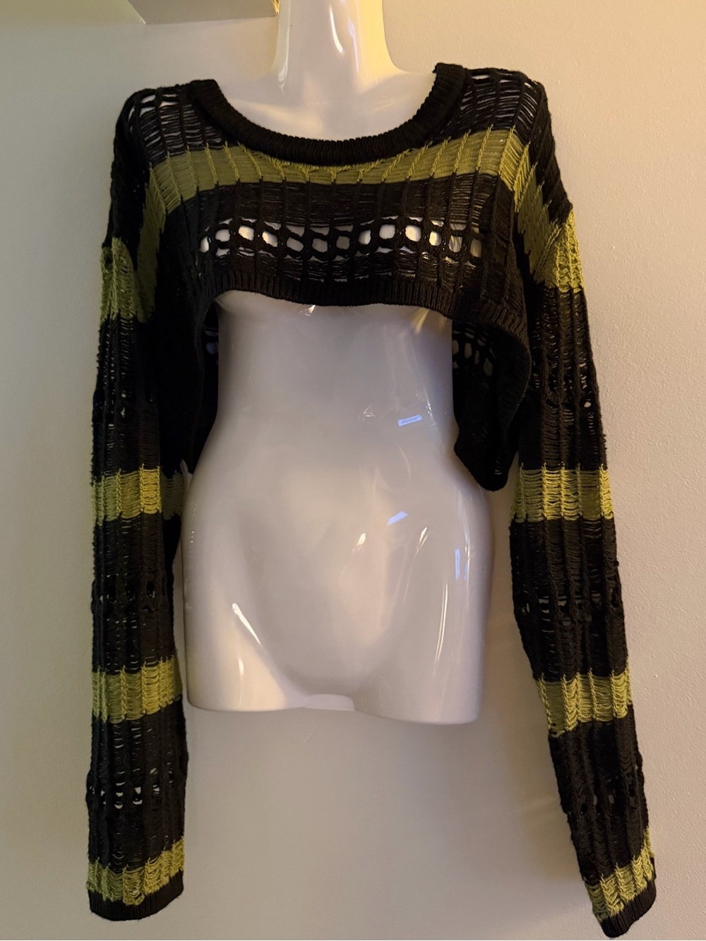 Hot Topic Black Green Striped Open Knit Crop Shrug